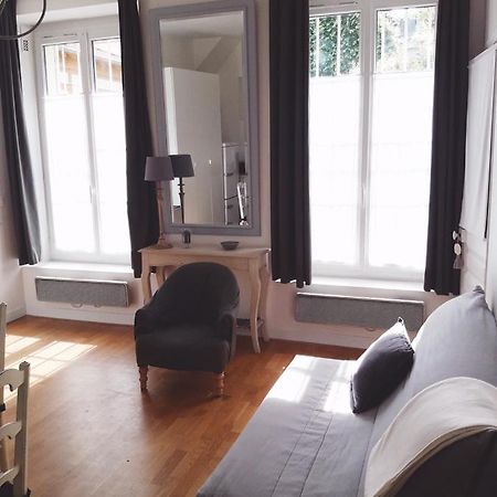 Le Petit Mansart Apartment Versailles Exterior photo